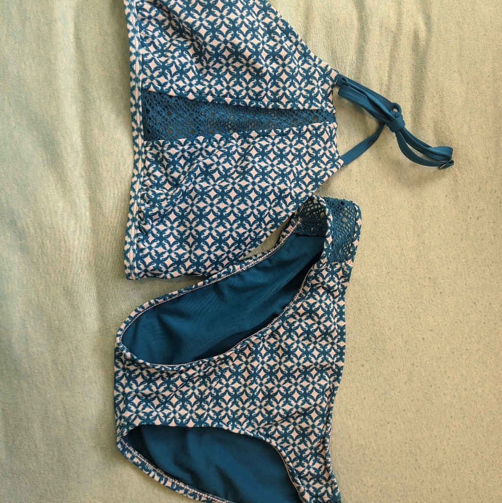 XL Blue and White Halter Top Bathing Suit - Picture 3 of 16